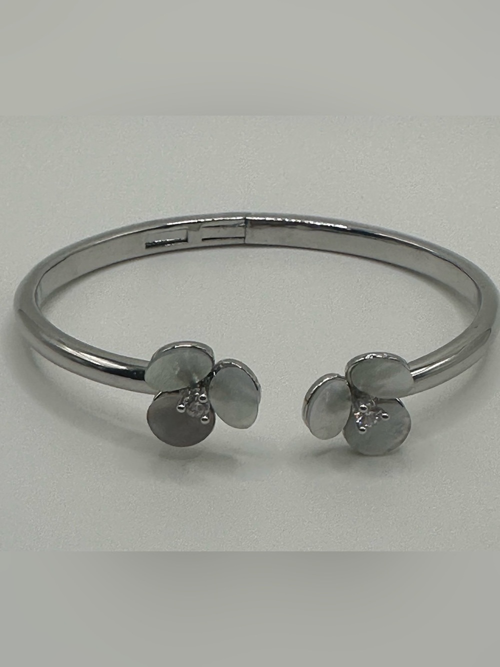 White Gold Filled Floral Mother of Pearl Open Bangle Bracelet in Light Gray